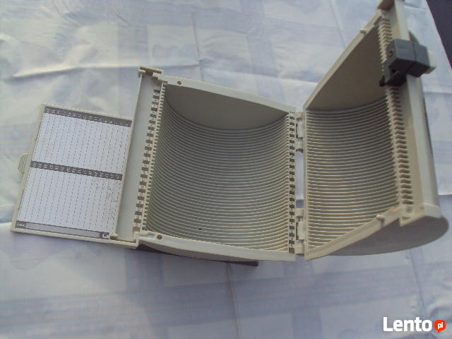 Pojemnik do płyt DVD