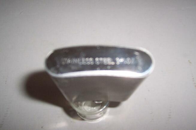 Piersiowka że stali nierdzewnej 3fl Oz.