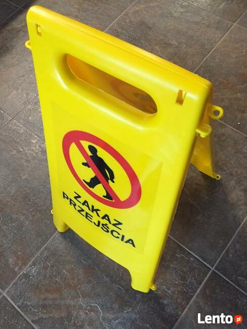 Potykacz: ZAKAZ PRZEJŚCIA, wraz z piktogramem