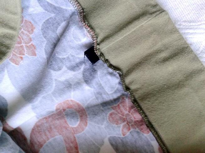 Spódniczka w oliwkowe kwiaty:)