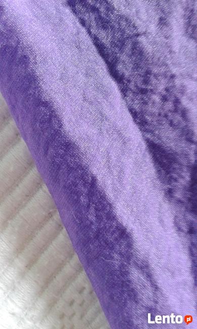 Fiołkowa sukienka - bombka wyszywana koralikami:)