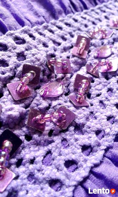 Fiołkowa sukienka - bombka wyszywana koralikami:)