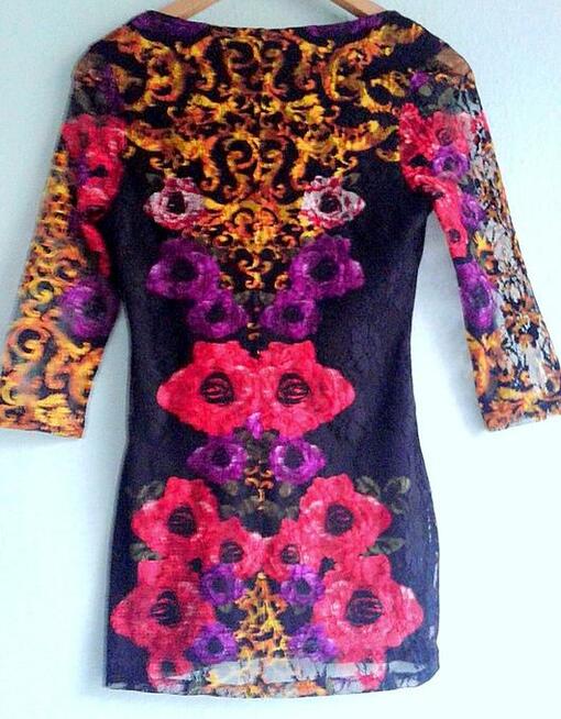 Koronkowa, kwiatowa bluzka - długi rękaw