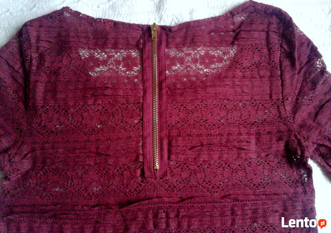 Bordowa, koronkowa bluzeczka