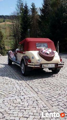 Samochód na wyjątkową uroczystość, na sesję zdjęciową