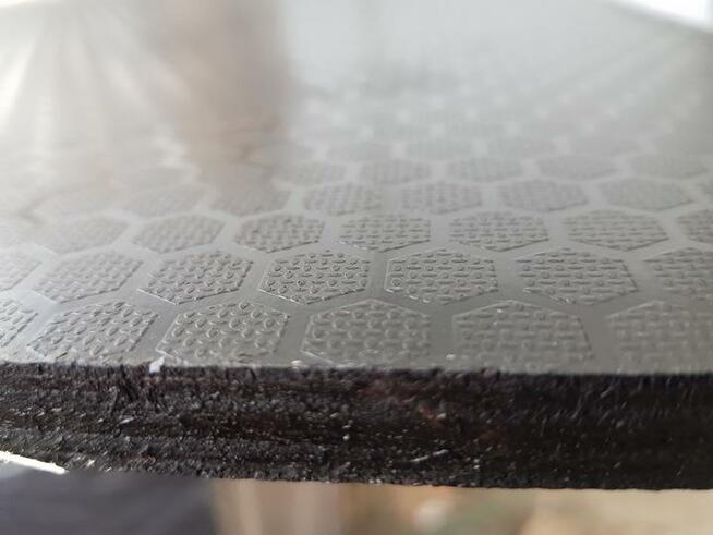 Płyta sklejka 1250X2500 12MM antypoślizgowa plaster miodu