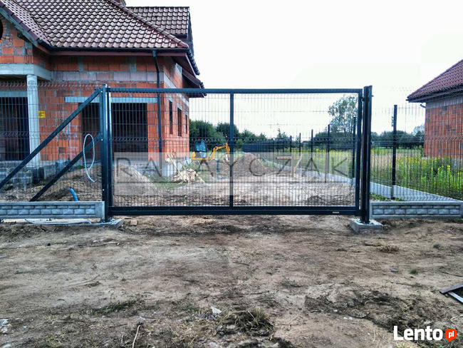 Brama przesuwna Samonośna 1,70m OCYNK Panelowa