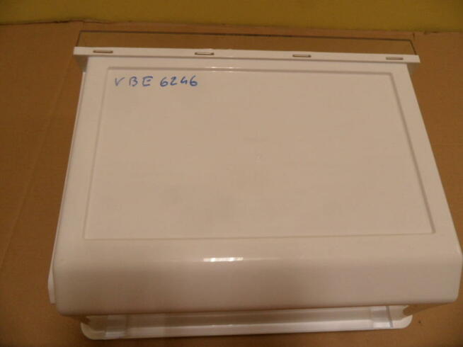 szuflada lodowki sharp