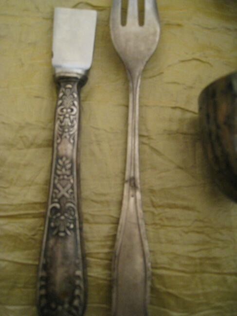 Kieliszki posrebrzane z PRL, met 1