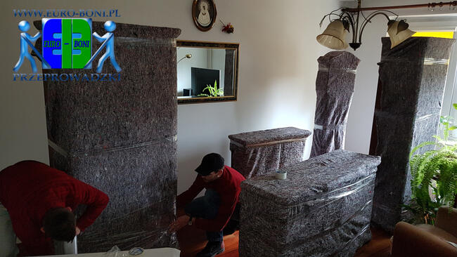 Przeprowadzki Piaseczno, Transport mebli rzeczy z noszeniem