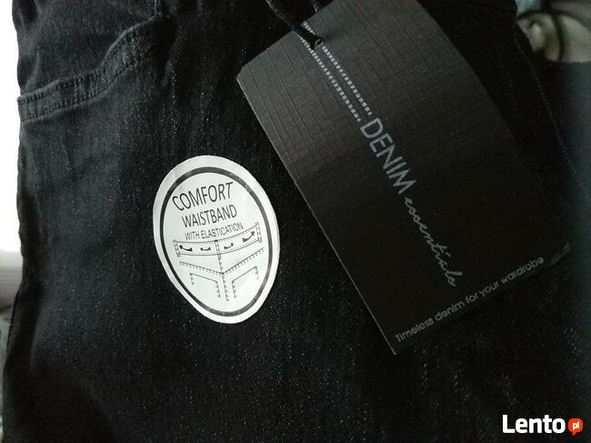 40 spodnie jeansy damskie Denim Essentials czarne