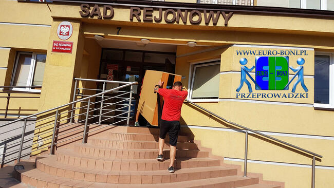 Przeprowadzki Piaseczno, Transport mebli rzeczy z noszeniem