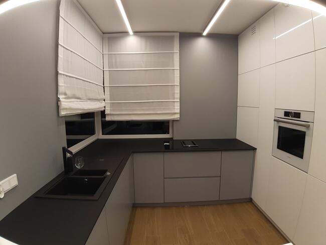 Blaty kompaktowe obróbka, montaż. Mat. własny i powierzony.