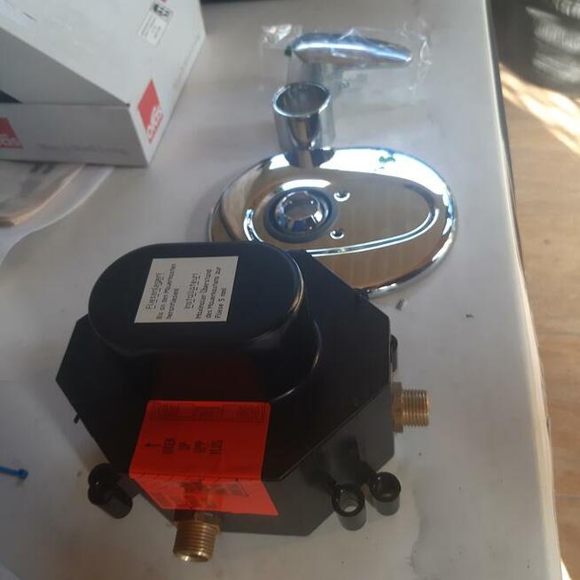 zestaw podtynkowy Oras Vega kompletny