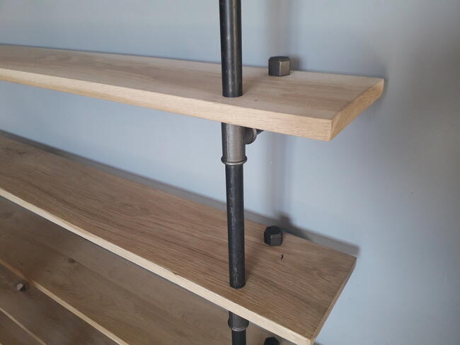 Meble loftowe do salonu