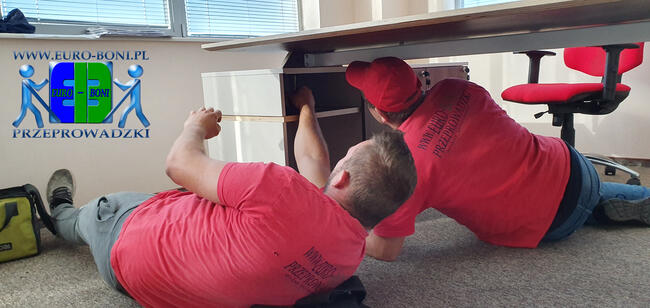 Przeprowadzki Żyrardów Transport mebli, rzeczy z wnoszeniem