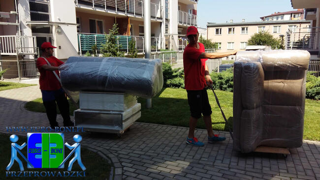 Przeprowadzki Żyrardów Transport mebli, rzeczy z wnoszeniem