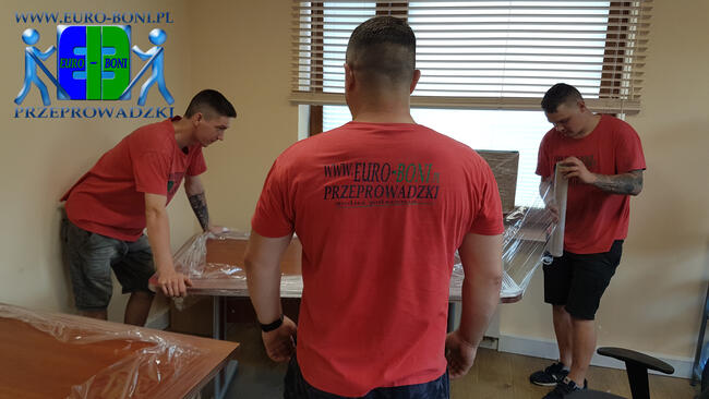 Przeprowadzki Żyrardów Transport mebli, rzeczy z wnoszeniem