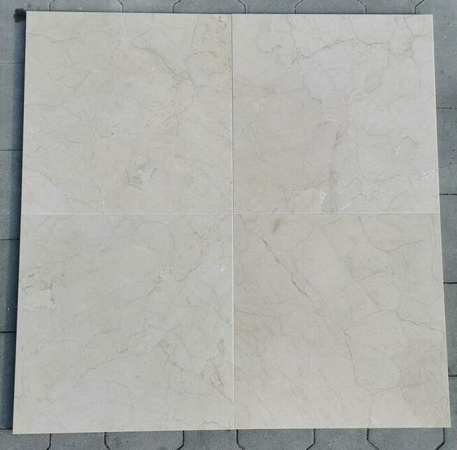 Płytki marmurowe CREMA MARFIL 45,7x45,7x1,2 poler