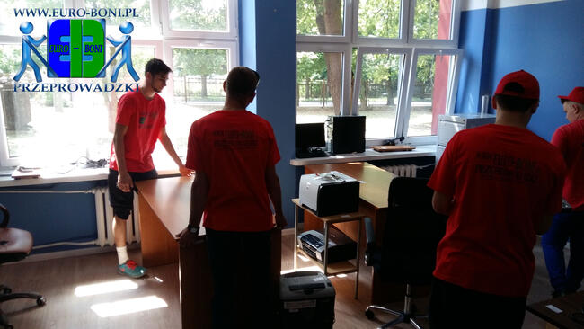 Przeprowadzki Żyrardów Transport mebli, rzeczy z wnoszeniem