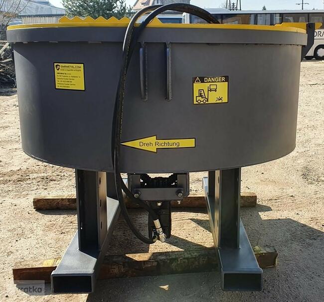 MIESZALNIK BĘBNOWY DO BETONU HYDRAULICZNY - HYDR 400-1200