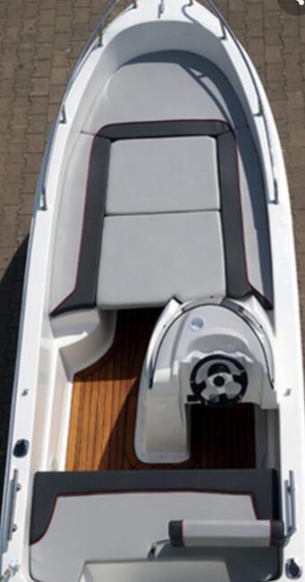 Czarter Łodzi Zegrze Wynajem Skuterów Wodnych