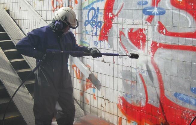 Profesjonalne mycie elewacji, kostki brukowej innych