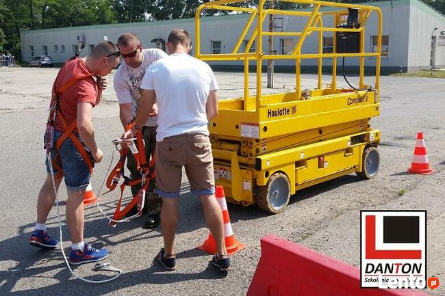 KURS WÓZKI WROCŁAW Z PODNOSZONYM OPERTOREM