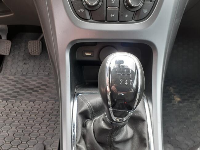 Opel Astra J , NAVI, StartStop. do negocjacji