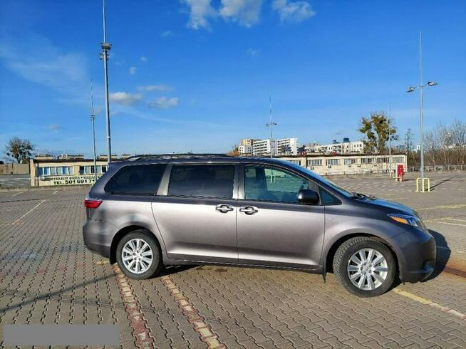 Toyota Sienna OKAZJA !!! AWD, 4x4, Stan idealny, bardzo zadbana, Gwarancja do 3 lat