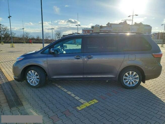 Toyota Sienna OKAZJA !!! AWD, 4x4, Stan idealny, bardzo zadbana, Gwarancja do 3 lat