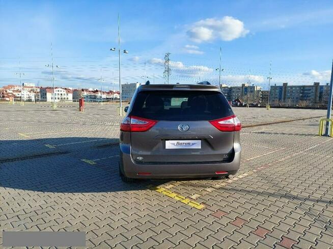 Toyota Sienna OKAZJA !!! AWD, 4x4, Stan idealny, bardzo zadbana, Gwarancja do 3 lat