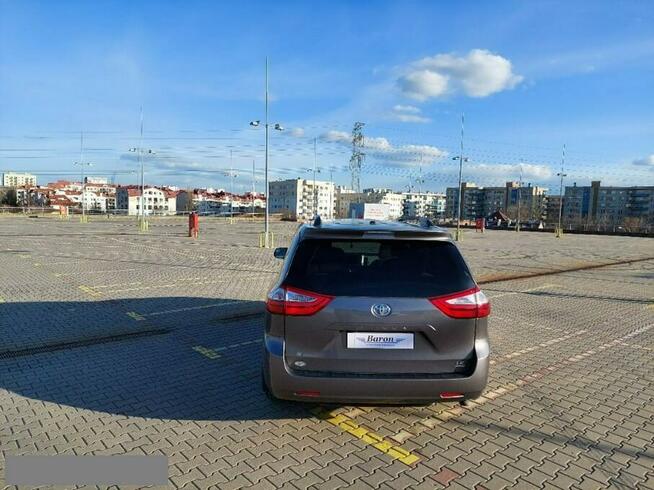 Toyota Sienna OKAZJA !!! AWD, 4x4, Stan idealny, bardzo zadbana, Gwarancja do 3 lat