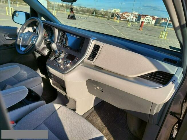 Toyota Sienna OKAZJA !!! AWD, 4x4, Stan idealny, bardzo zadbana, Gwarancja do 3 lat