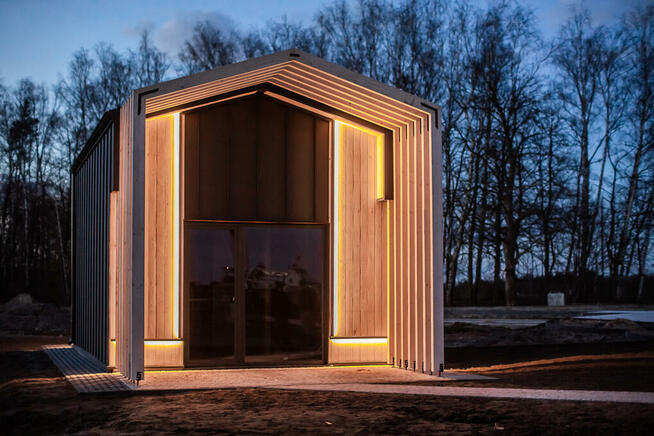 DOM 35m2 z antresolą Płyta warstwowa ocieplenie gotowy dom