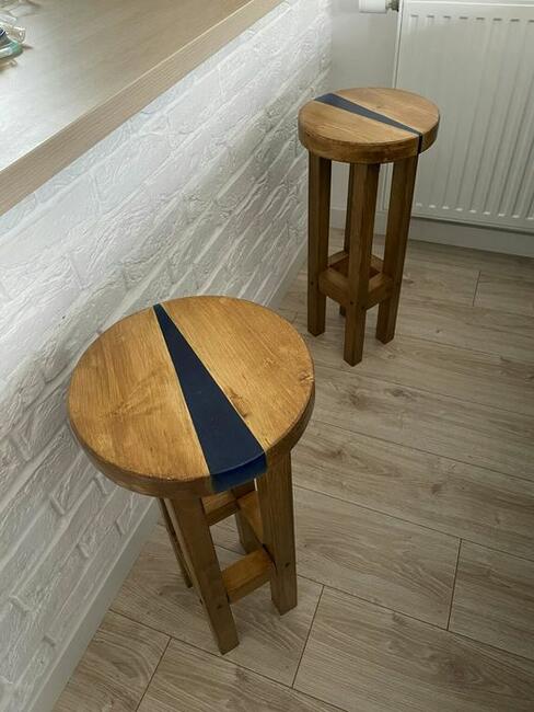 Taboret / hoker / stół / stoliczek z drewna i żywicą