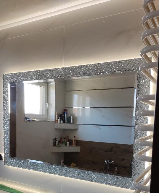 lustra zdobione, kryształowe, witraż, szklarstwo