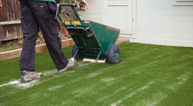Podłoże Mineralne dla trawy do piaskowania trawnika 0,5- 1mm