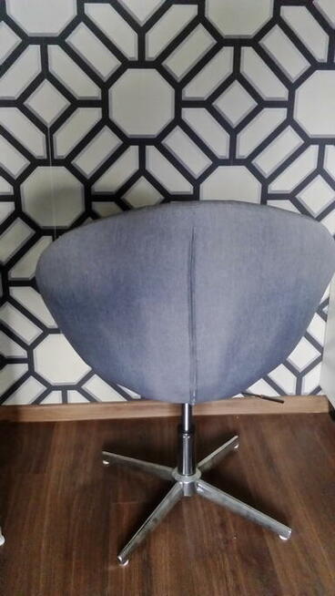 Fotel obrotowy Hrove Form. Stan bardzo dobry.