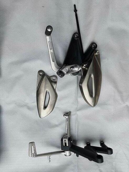 Części do motocykla Triumph Street Triple 675 / 2013