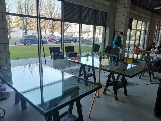 Polerowanie szyb okiennych Warszawa Usuwanie rys z szyby