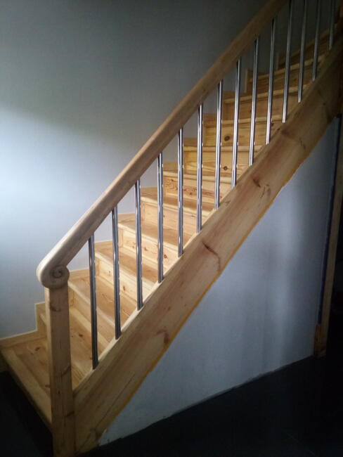 Stolarz Remont Renowacja schodów drzwi cyklinowanie podłóg