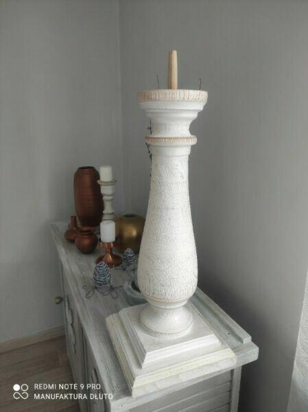 Lichtarz paschalny-swiecznik-drewniany-Podstawa pod Paschał