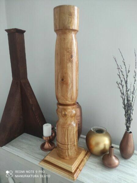 Lichtarz paschalny-swiecznik-drewniany-Podstawa pod Paschał