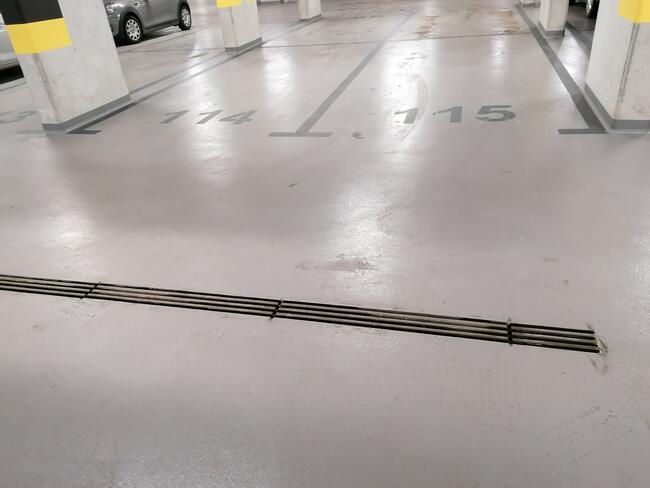 Miejsce postojowe WROCŁAWSKA 53c,brama na pilota, szlaban