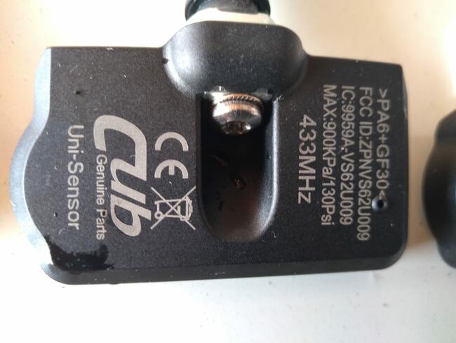 sprzedam czujnikami ciśnienia do reno scenik clio prawie now