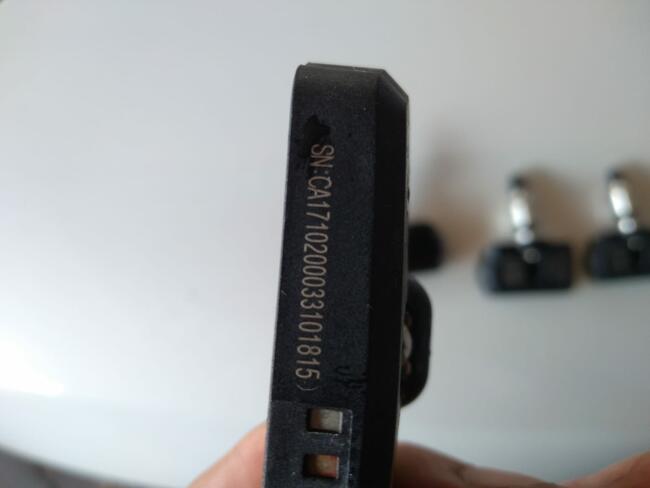 sprzedam czujnikami ciśnienia do reno scenik clio prawie now