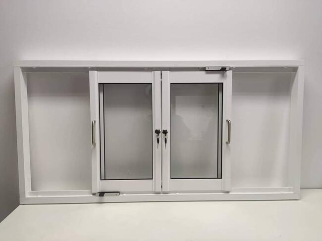 Okno przesuwne w bok do przyczepy gastronomicznej kontenera