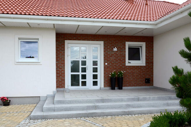 Schody/Blok Granitowy płomieniowany G602 130x35x15cm