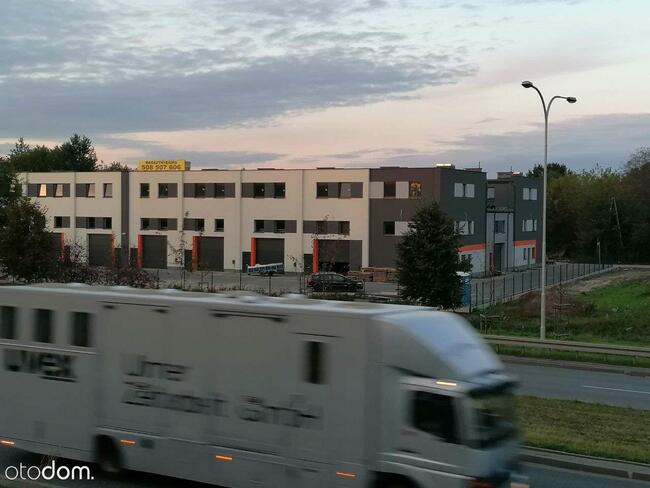 Warszawa, Nowy Magazyn+biuro, Wał Miedzeszyński